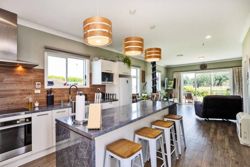 2 Neva Street, Invercargill - Carousel 2