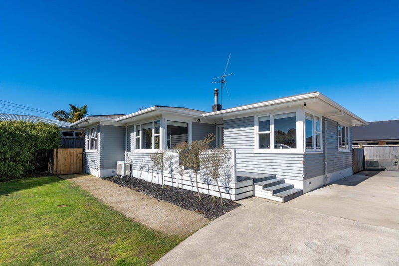 12 Coldwell Place, Chartwell, Hamilton - Carousel 1