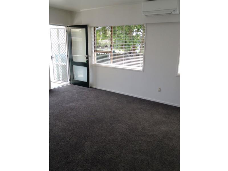 1/38 Stanniland Street, Sunnyhills, Auckland - Carousel 2