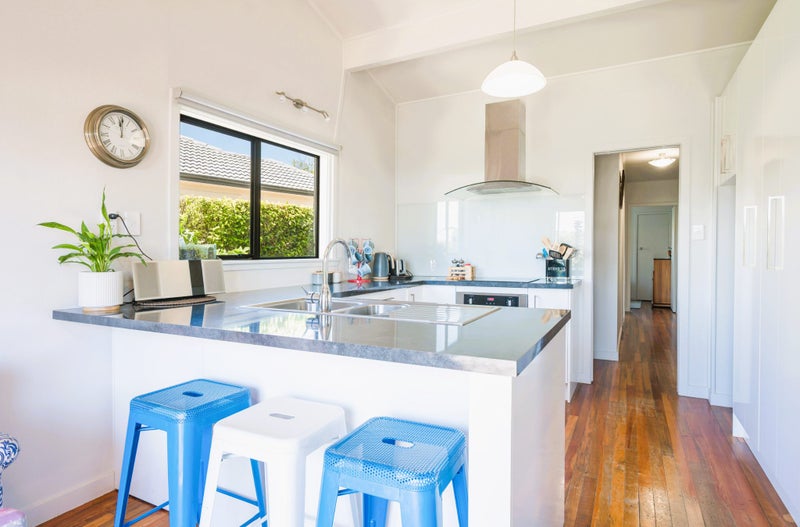 3 Cooper Place, Richmond - Carousel 2