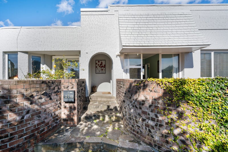 2/15 Tagalad Road, Mission Bay, Auckland - Carousel 1