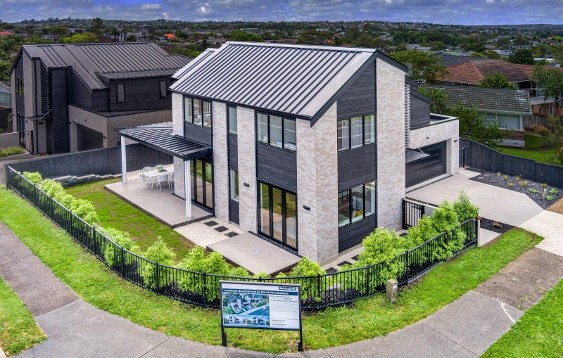 27 The Boulevard, Sunnyhills, Auckland - Carousel 1