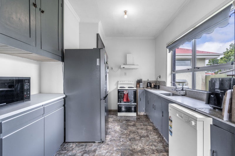 69 Bowmont Street, Appleby, Invercargill - Carousel 2