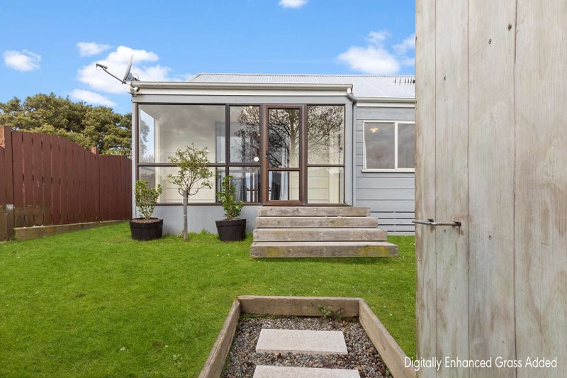 64 Rhodes Drive, Kelvin Grove, Palmerston North - Carousel 2
