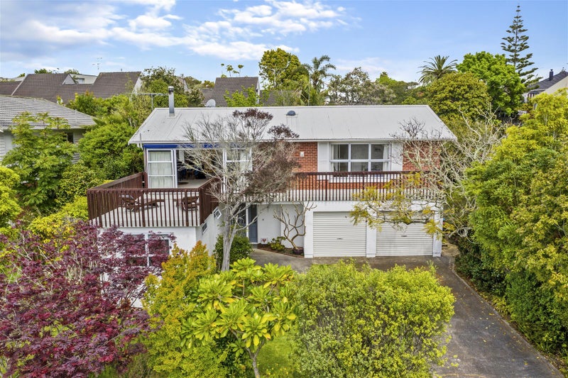 Property Valuation for 9 Mount Carmel Place, Meadowbank, Auckland