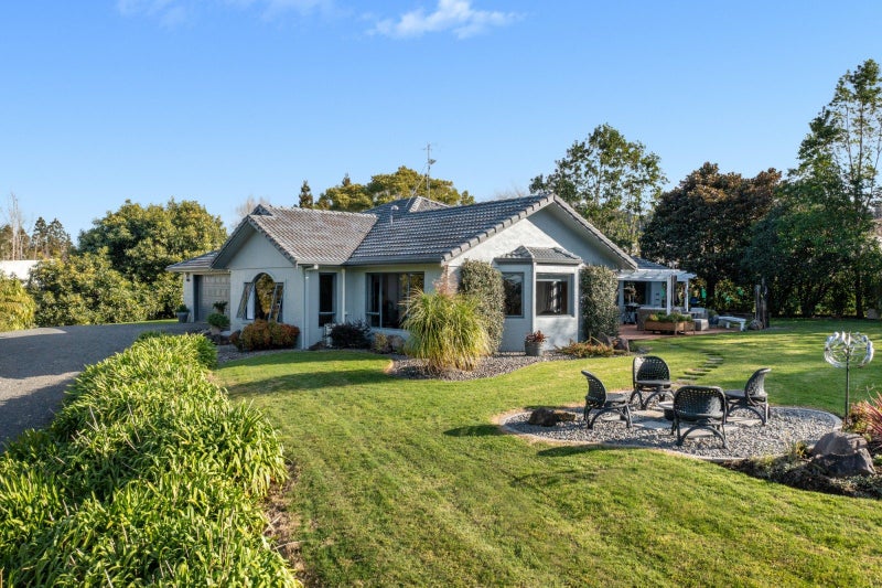 37 Canon Road, Tanners Point, Katikati - Carousel 2