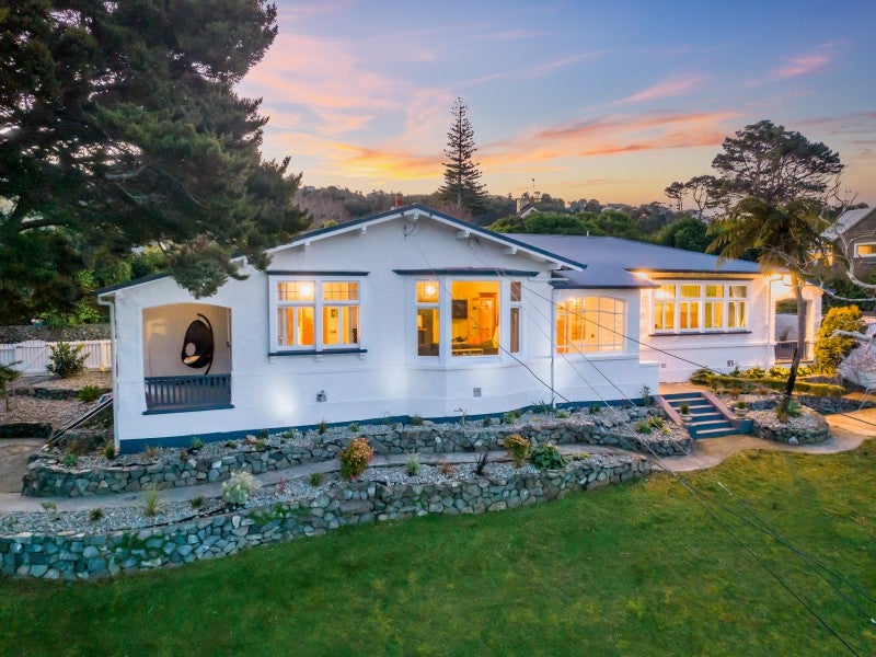 18 Wairere Road, Belmont, Lower Hutt - Carousel 1
