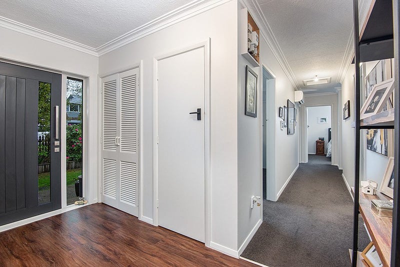 5 Flower Street, Fairfield, Dunedin - Carousel 2