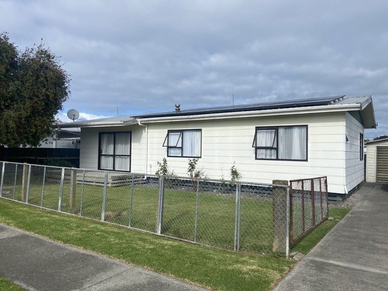 21 Daphne Street, Outer Kaiti, Gisborne - Carousel 1