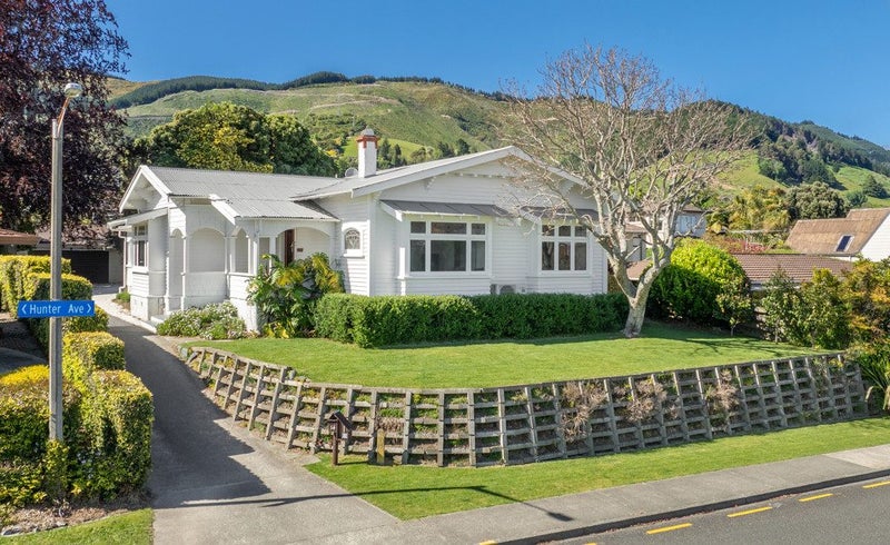 14 Hunter Avenue, Richmond - Carousel 1