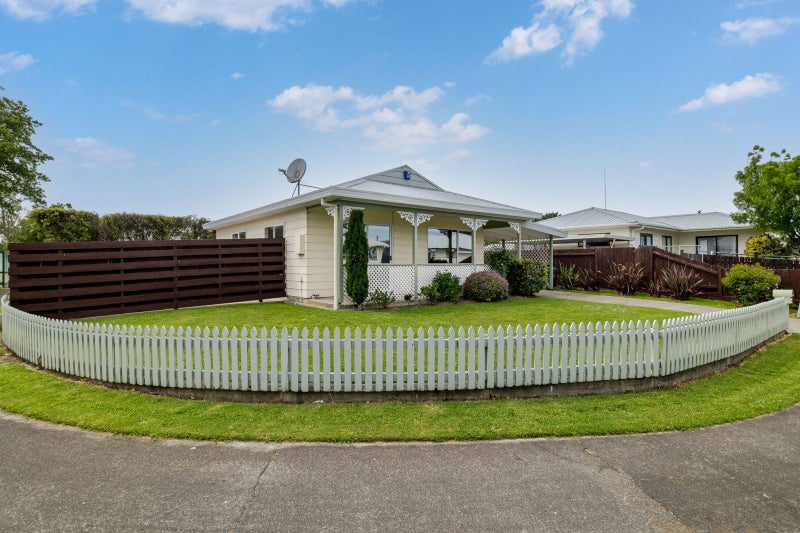 1 Tiller Close, Kelvin Grove, Palmerston North - Carousel 2