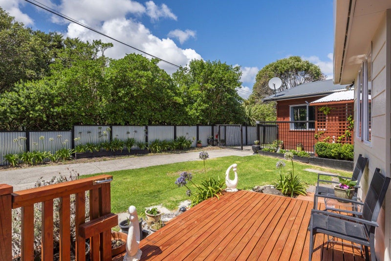 64 Poplar Avenue, Raumati South, Paraparaumu - Carousel 2