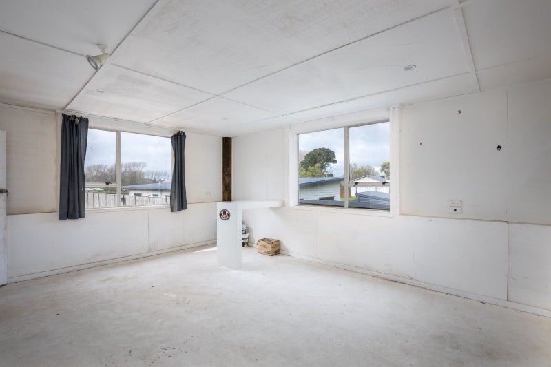 1057 Junction Road, New Plymouth - Carousel 24