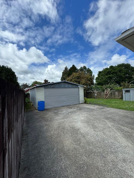 12 Calvert Street, Papakura, Papakura - Carousel 8