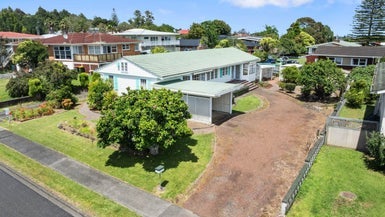 3 Patricia Place, Hillpark, Auckland - Carousel 1
