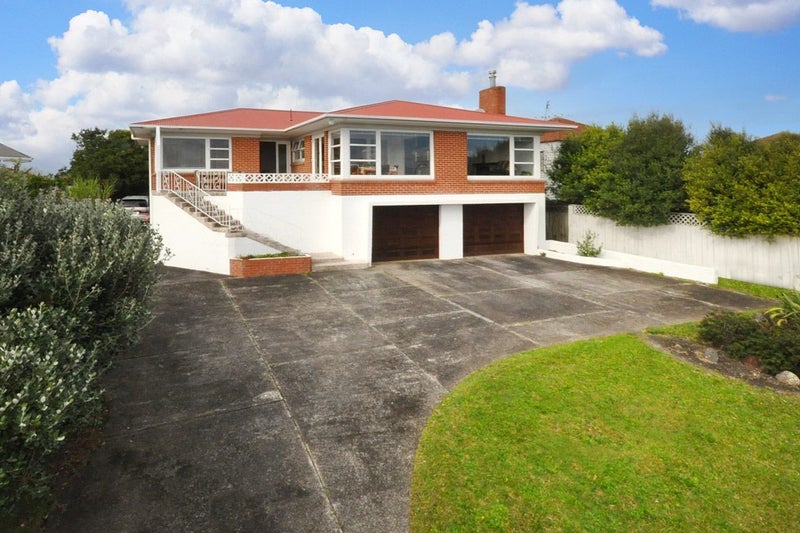 28 Grassways Avenue, Pakuranga, Auckland - Carousel 1