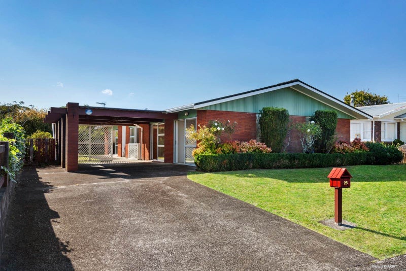 28 Landscape Road, Pukekohe, Pukekohe - Carousel 1