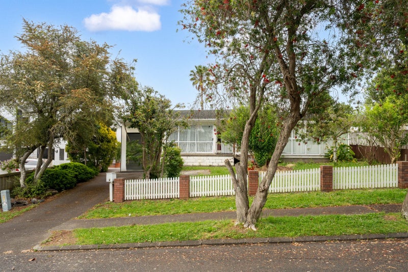 7 Borrowdace Avenue, Botany Downs, Auckland - Carousel 10
