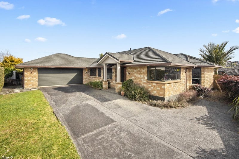 13 Avonbrook Lane, Pukekohe, Pukekohe - Carousel 1