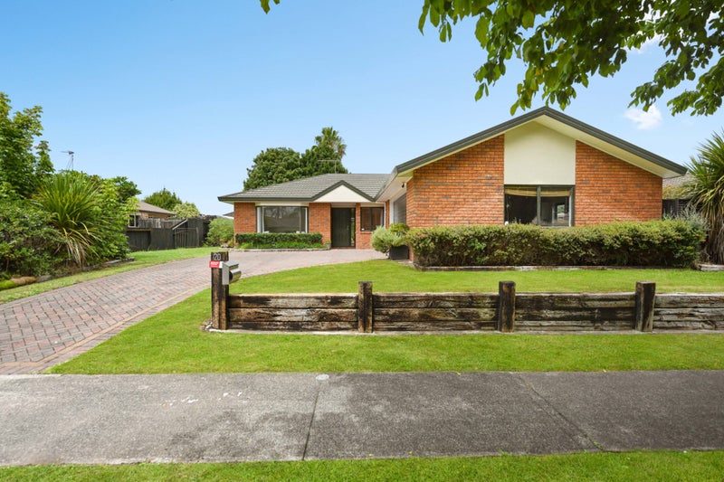20 Farringdon Avenue, Rototuna North, Hamilton - Carousel 2