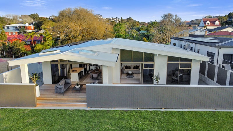 63C Mangorei Road, Strandon, New Plymouth - Carousel 32