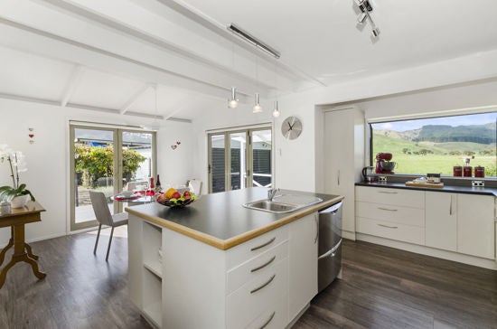 22 Ferndale Drive, Papakura - Carousel 1