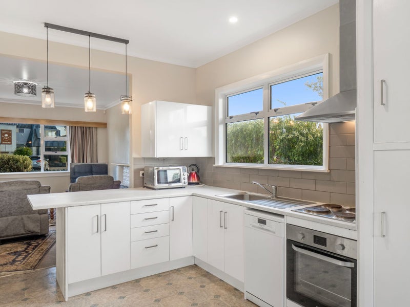 3 Sarjeant Street, Gonville, Whanganui - Carousel 2
