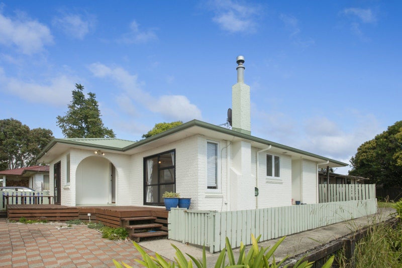 21 Dunlop Road, Te Puke, Te Puke - Carousel 2
