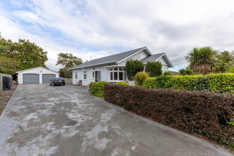 2 Beresford Street, Takaro, Palmerston North - Carousel 20
