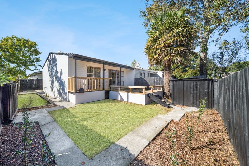 6/25A Vine Street, Mangere East, Auckland - Carousel 1