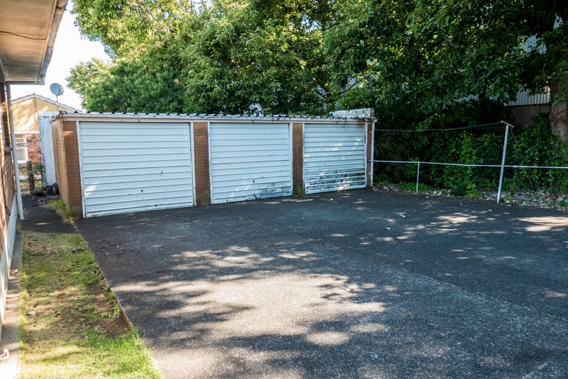 11 Carbine Road, Mount Wellington, Auckland - Carousel 12