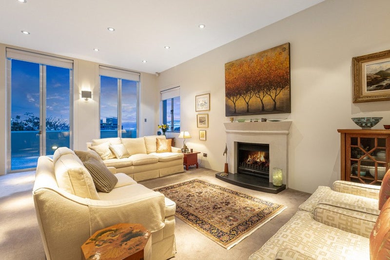 6 Wesley Road, Kelburn, Wellington - Carousel 2