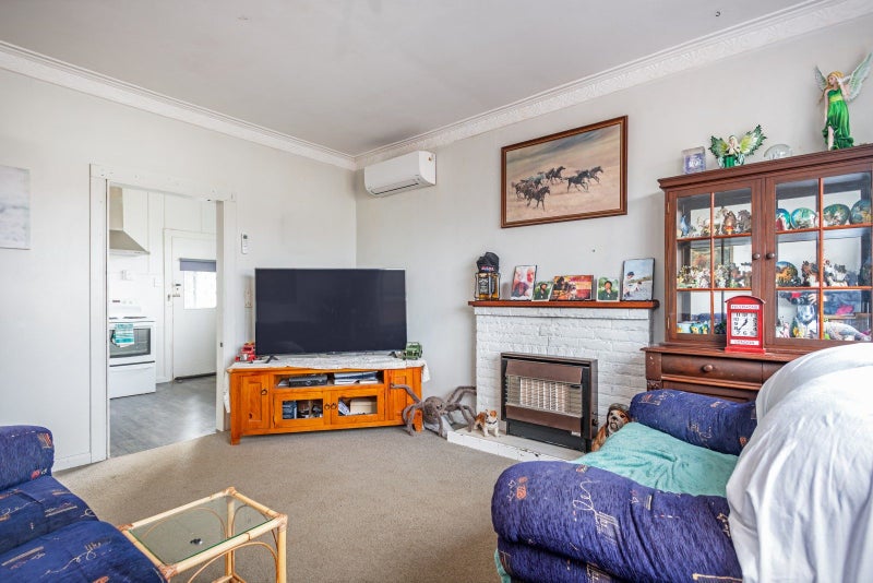 33 Rewa Street, Takaro, Palmerston North - Carousel 2