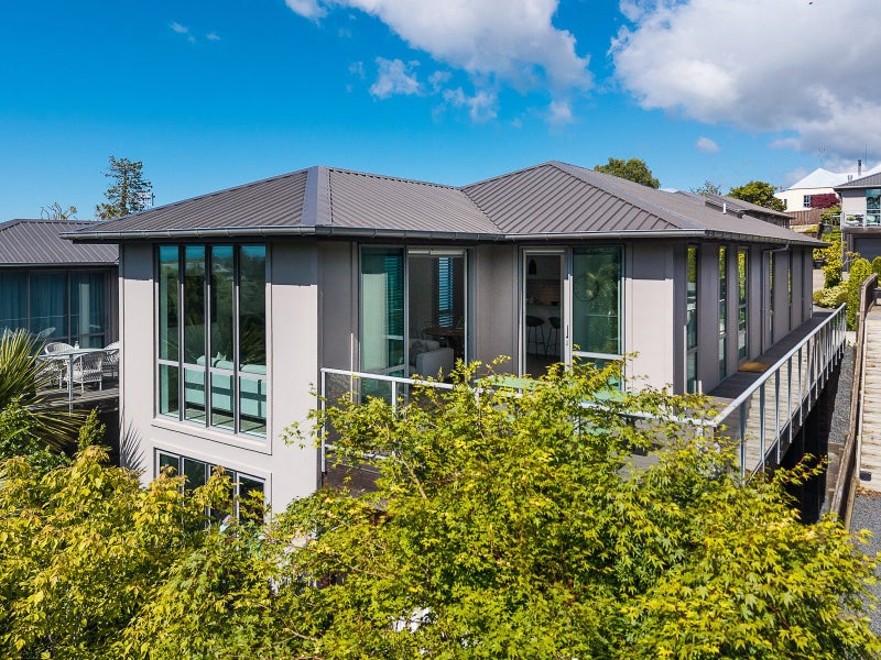 7 Montecillo Lane, Mornington, Dunedin - Carousel 1