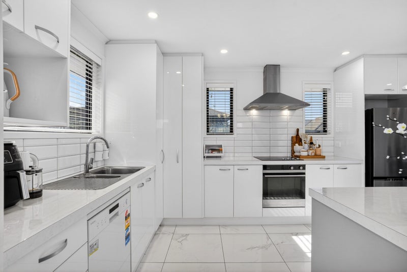 12 Balmore Crescent, Pokeno, Pokeno - Carousel 2