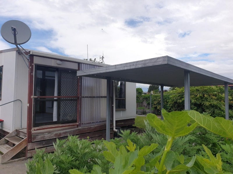 24A Avenue Road, Greenmeadows, Napier - Carousel 1