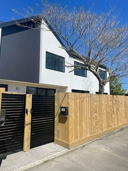 2/7 Hume Street, Sydenham, Christchurch City, Canterbury - Carousel 1