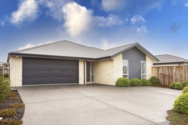 20 Brooklands Street, Burwood, Christchurch  - Carousel 1