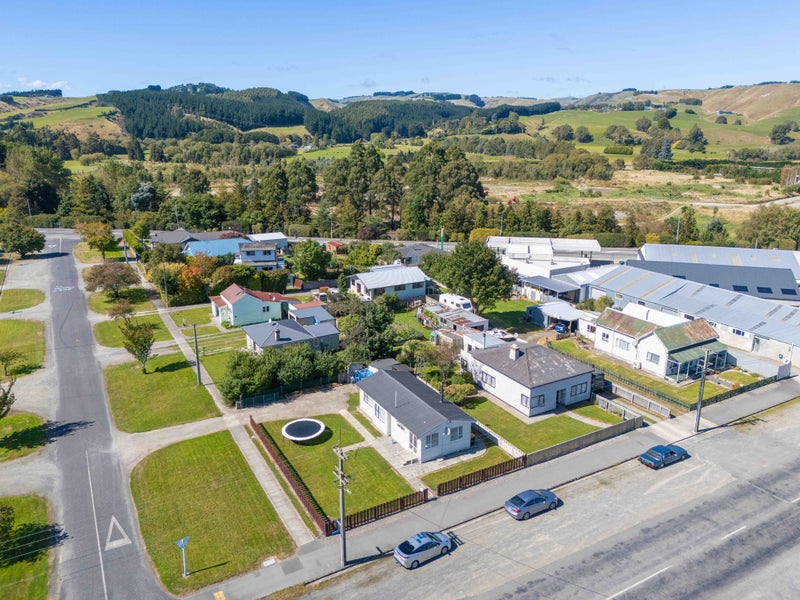 19 Huron Street, East Gore, Gore - Carousel 32