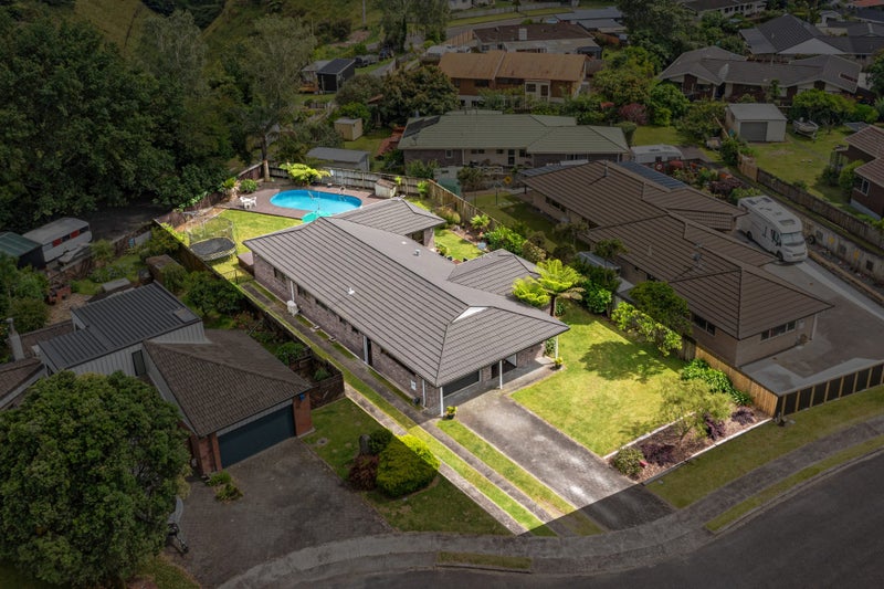 13 Galway Place, Te Puke, Te Puke - Carousel 1