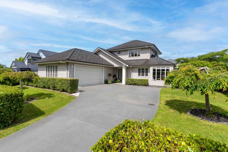 15 Hinau Road, Karaka, Papakura - Carousel 1