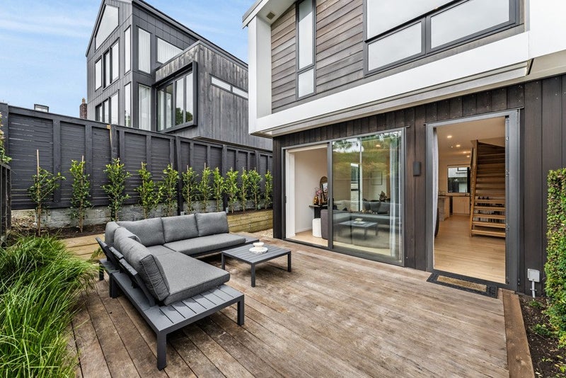 4/4 Glen Atkinson Street, St Heliers, Auckland - Carousel 1