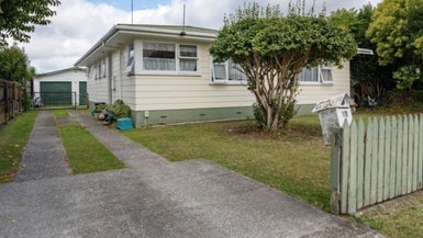 18 Russell Avenue, Ngaruawahia - Carousel 1