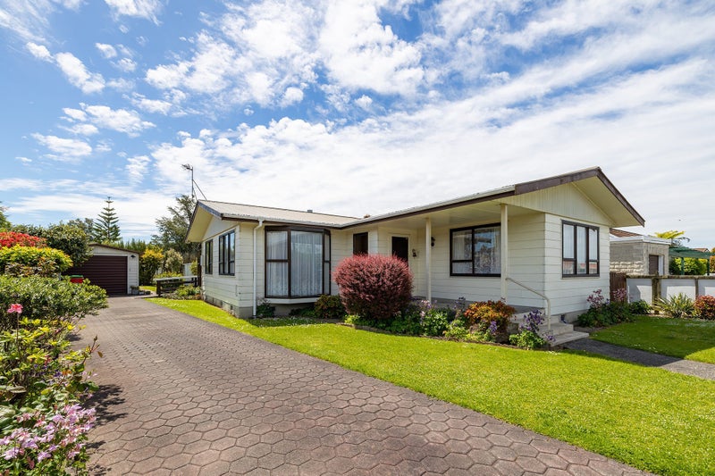3 Lowes Place, Solway, Masterton - Carousel 1