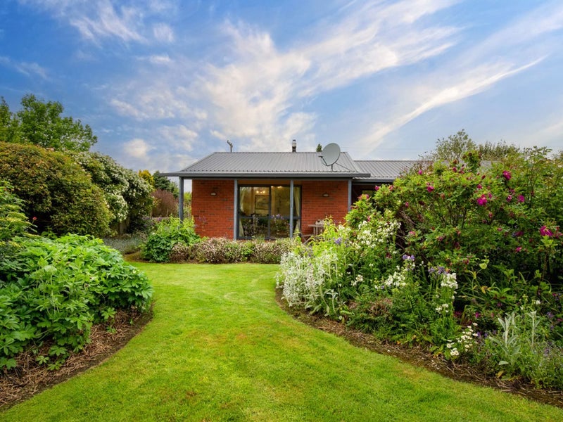 8 Butchers Lane, Waimate, Waimate - Carousel 16