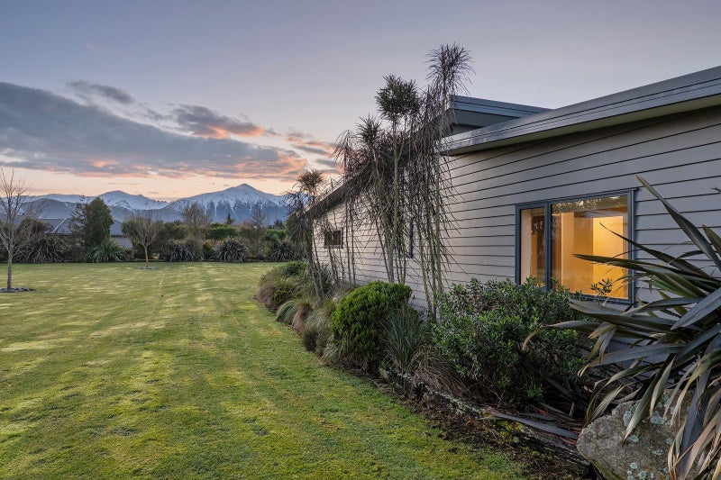 5808 West Coast Road, Springfield, Springfield - Carousel 2