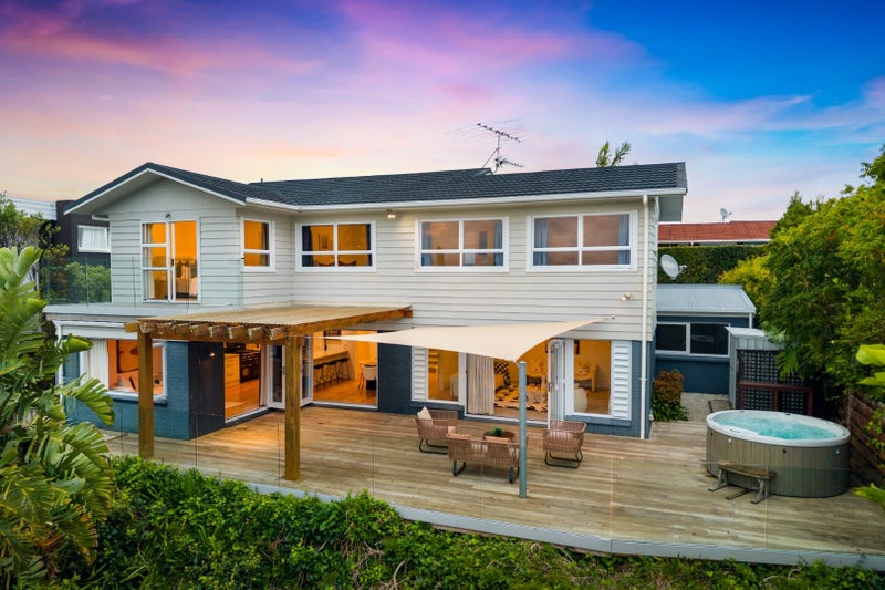 90 Exmouth Road, Northcote, North Shore City, Auckland - Carousel 1