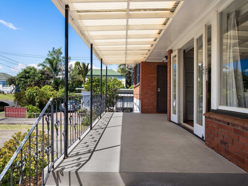 6 Miles Avenue, Papatoetoe, Auckland - Carousel 2