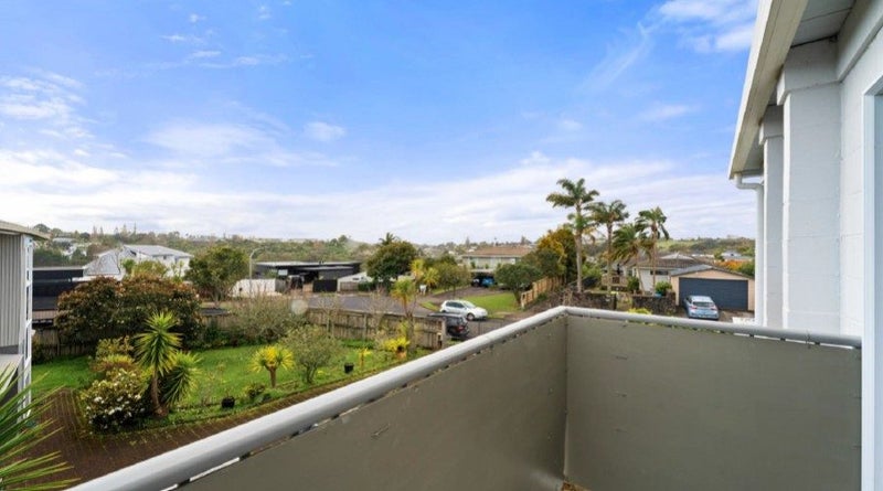 4/12 Cruickshank Crescent, Meadowbank, Auckland - Carousel 7