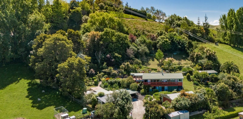 30 Dartmoor Road, Puketapu - Carousel 2